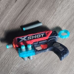 Kids Toy Blaster - Red and Blue
